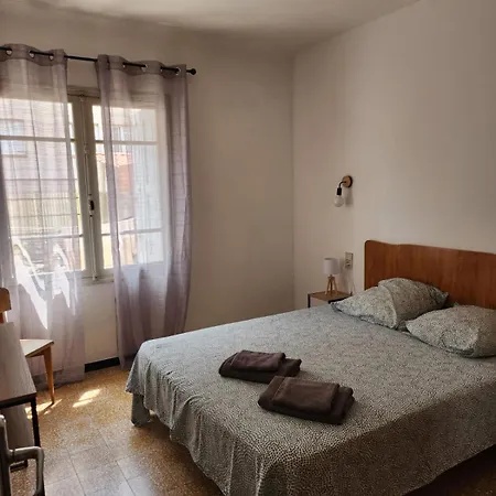 Agreable Maison De Thuir
